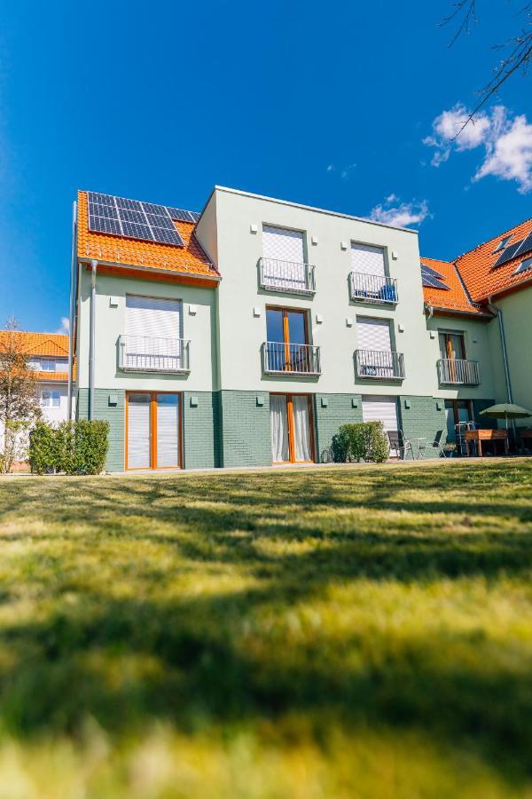 New Living City Appartement Bielefeld Bagian luar foto